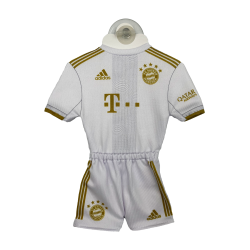 FC Bayern München Autotrikot 2022/23 Weiß Mini Kit  Away Auto Trikot mit Saugnapf FCB